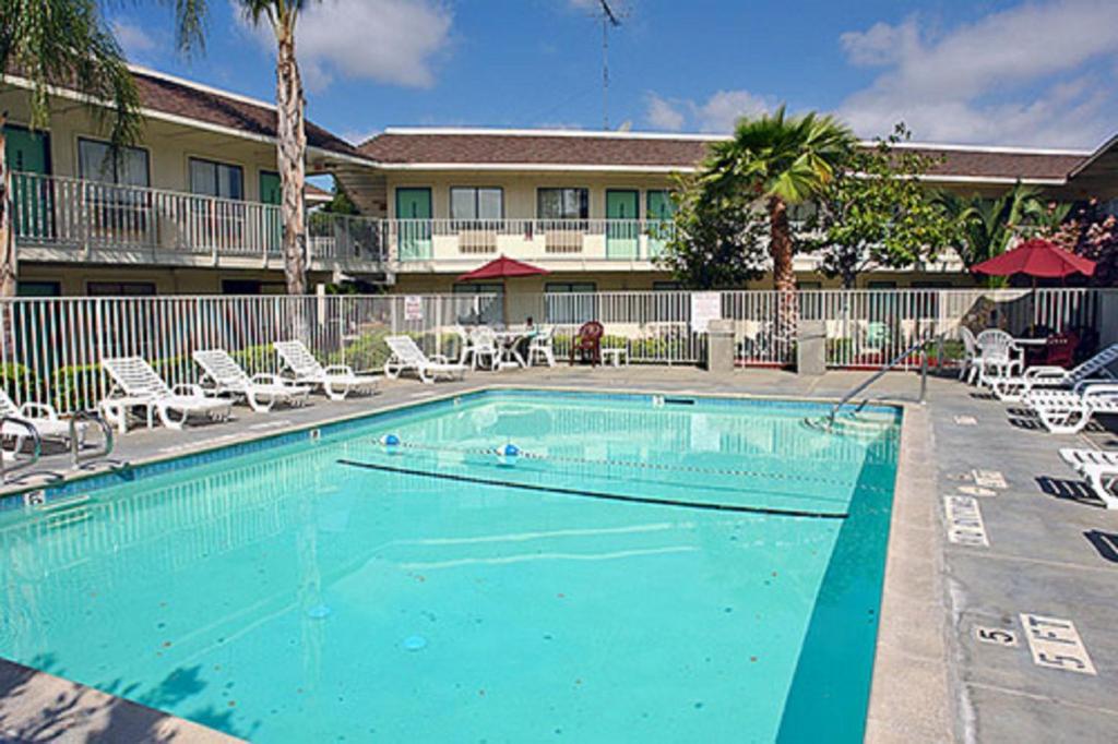 Motel 6 Vallejo - Maritime North Екстер'єр фото